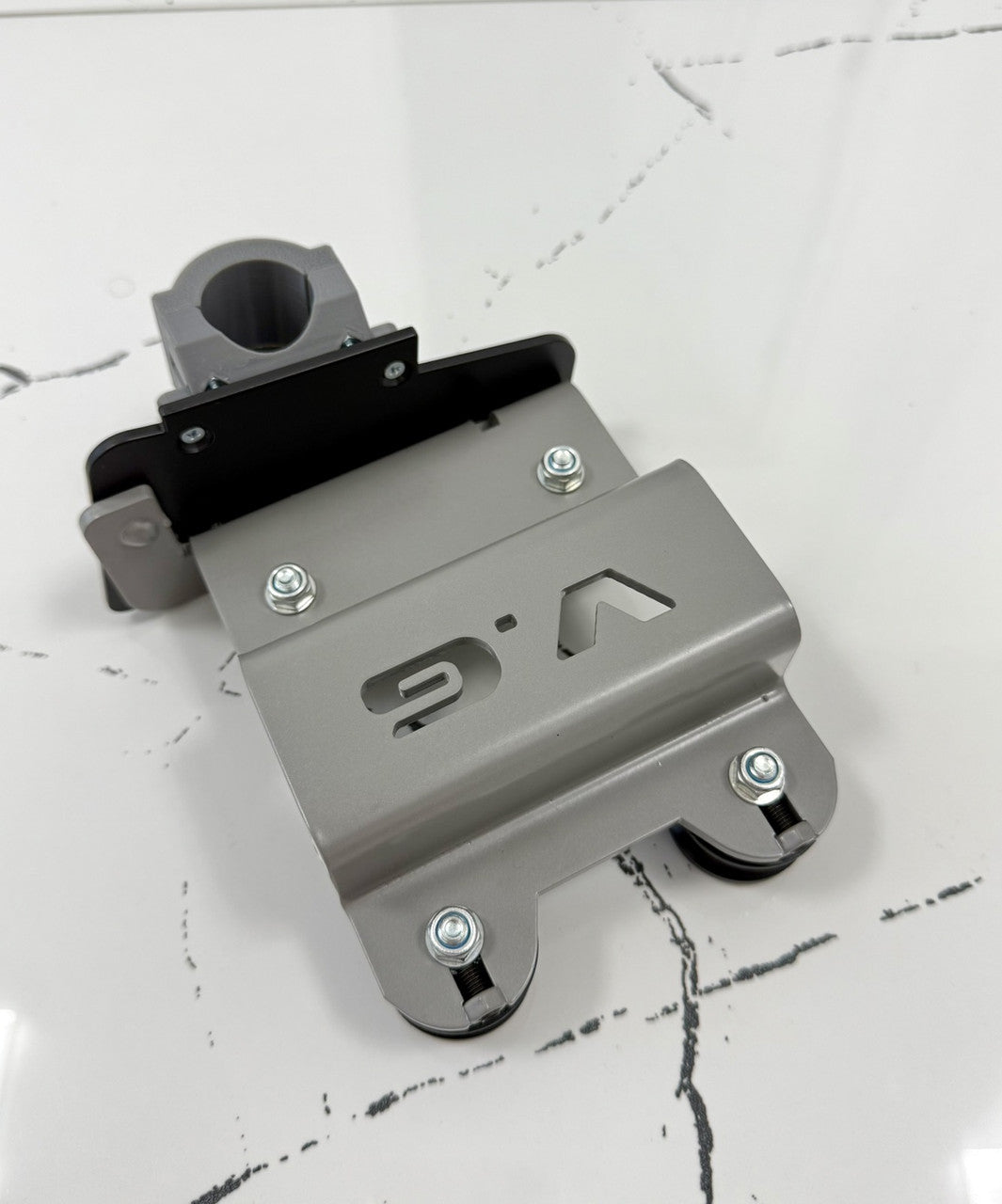 Straight cut carriage for Pomagator engraver on Raimondi Raizor system with original rollers