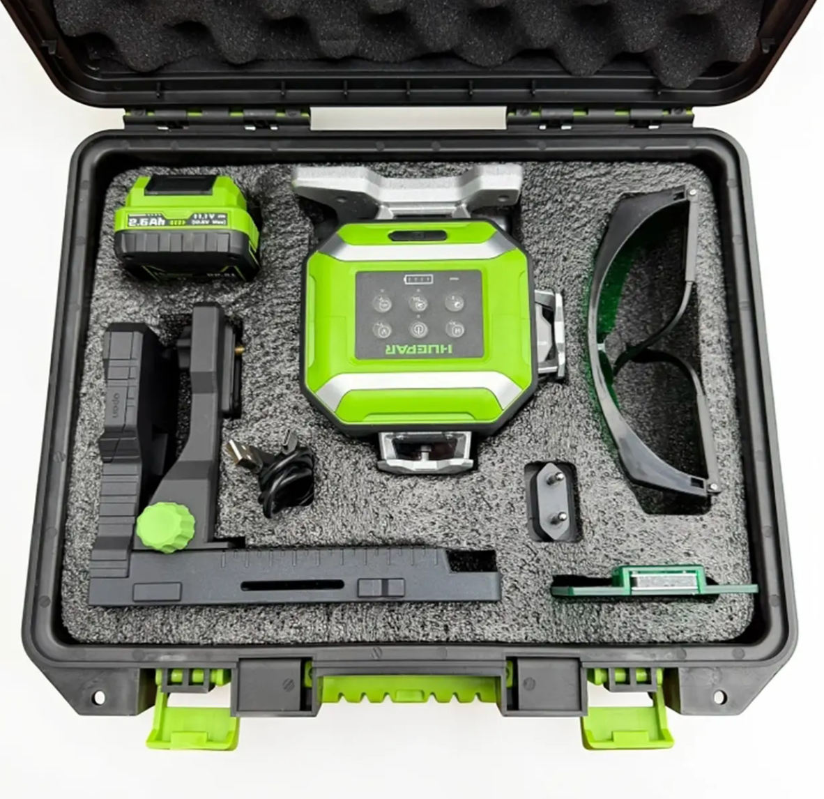 Huepar DP04CG-BT laser level (servos) + Huepar LR300 receiver
